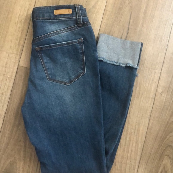 True Craft Denim - True Craft Cropped Skinny Jean